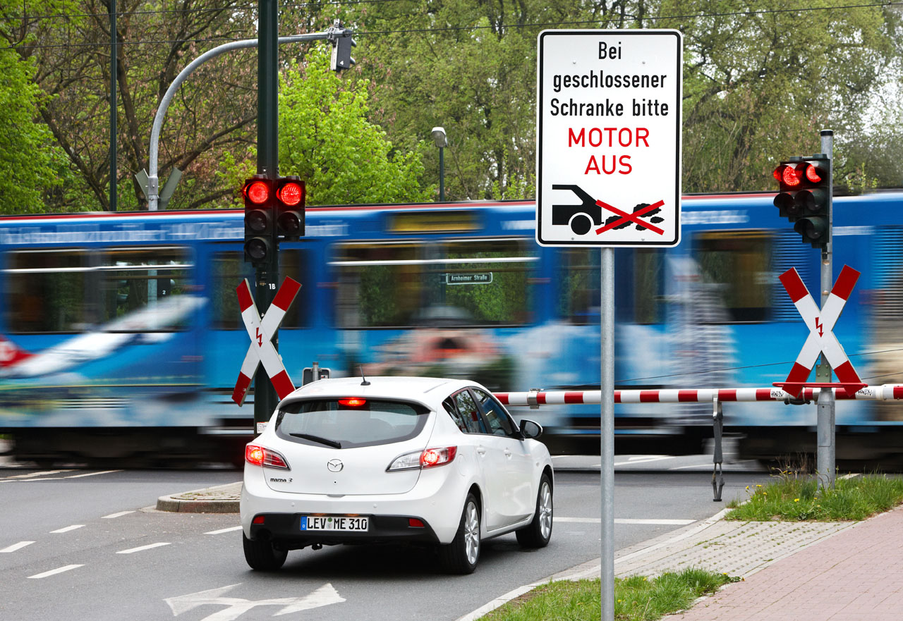 Mazda představuje svůj nový start-stop systém s názvem „i-stop”